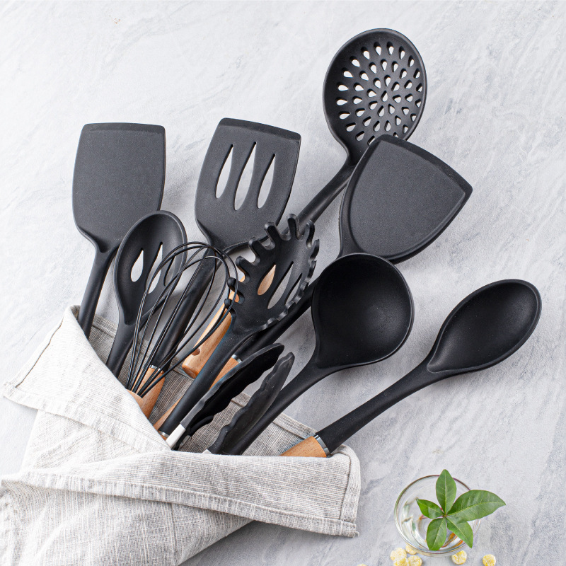 シリコン製調理器具セット、天然ブナ材のハンドル、耐熱性と滑り - Offset Spatula Set のレビューと価格