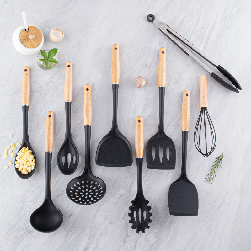 シリコン製調理器具セット、天然ブナ材のハンドル、耐熱性と滑り - Offset Spatula Set のレビューと価格